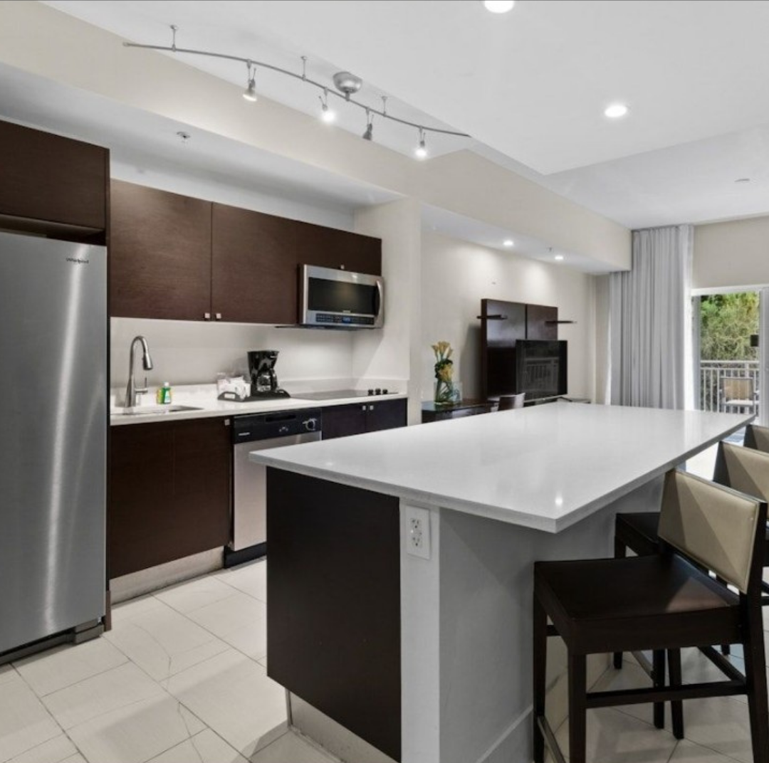 Luxury Two-Story Resort Condo: Shared Suite