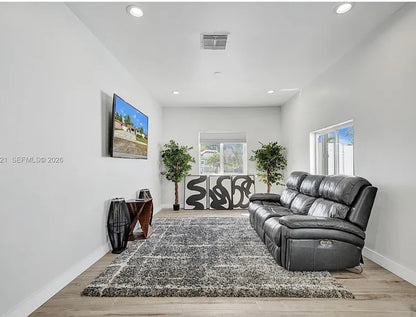 BRAND NEW All-Inclusive Retreat: Shared Suite [$375/night]